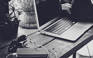 爱游戏体育_ F1赛车手们的巅峰对决即将到来，f1赛车游戏2016视频