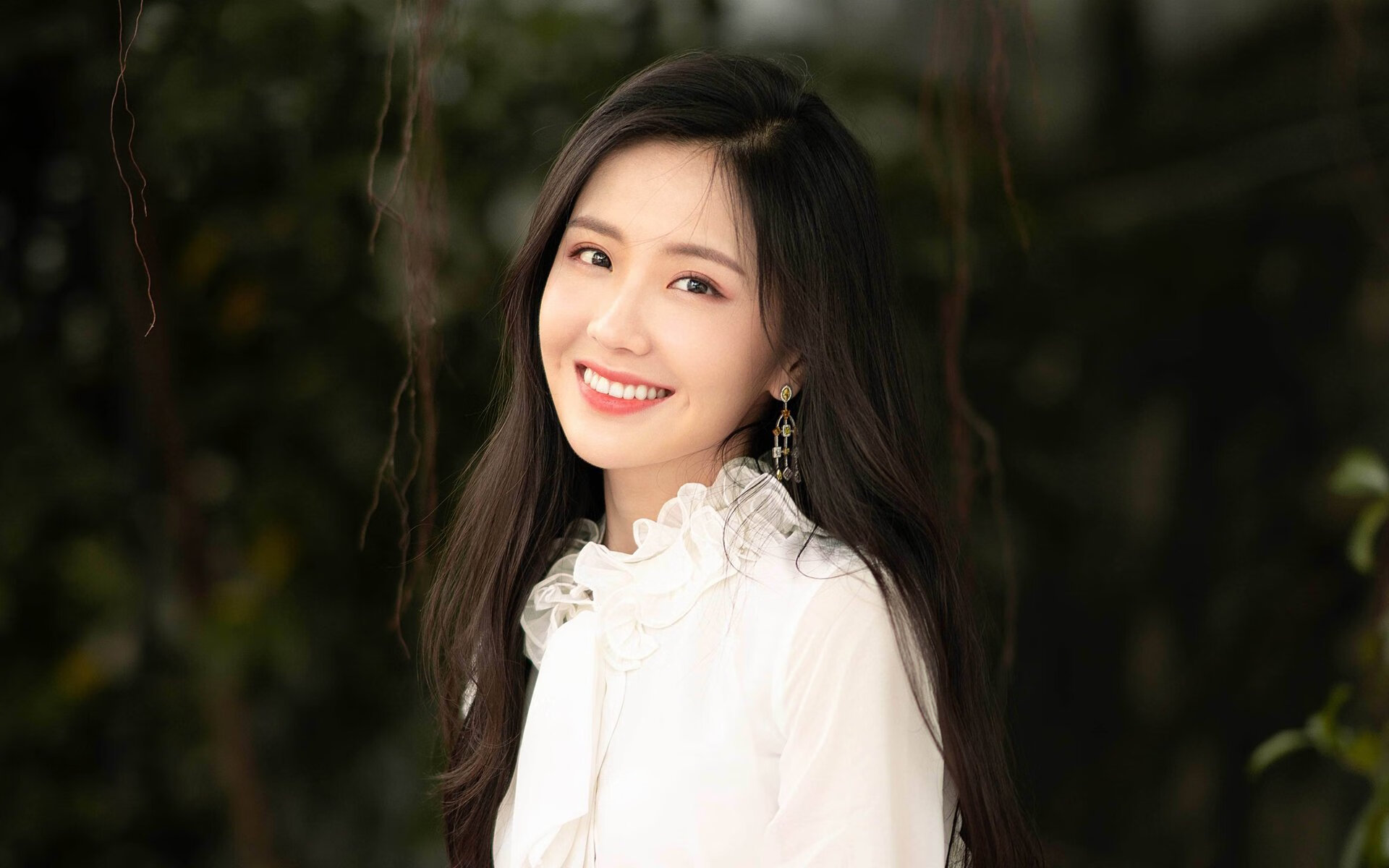 掘金发布球员自传集《我们就是丹佛》，首日销量破万