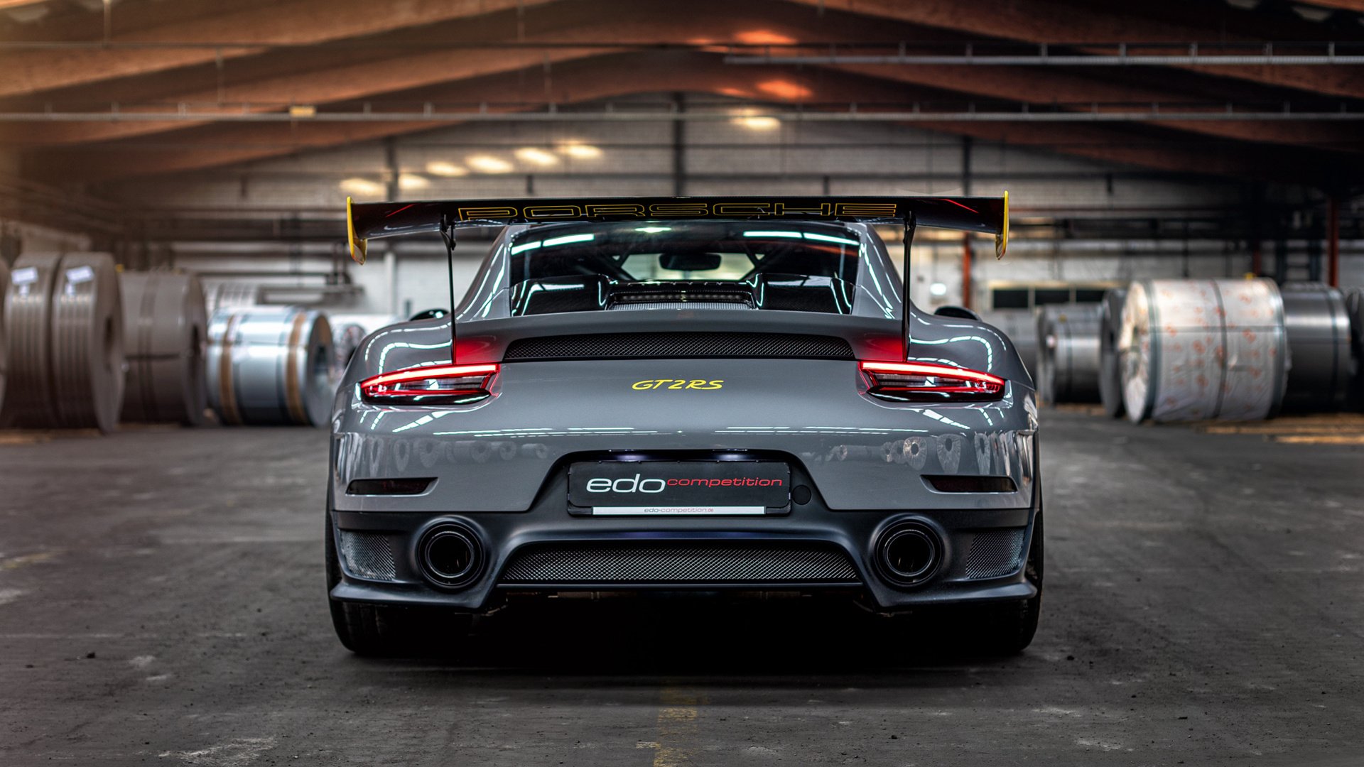 美因茨主场2-0击败斯图加特，状态回暖，美因茨队主客场球衣