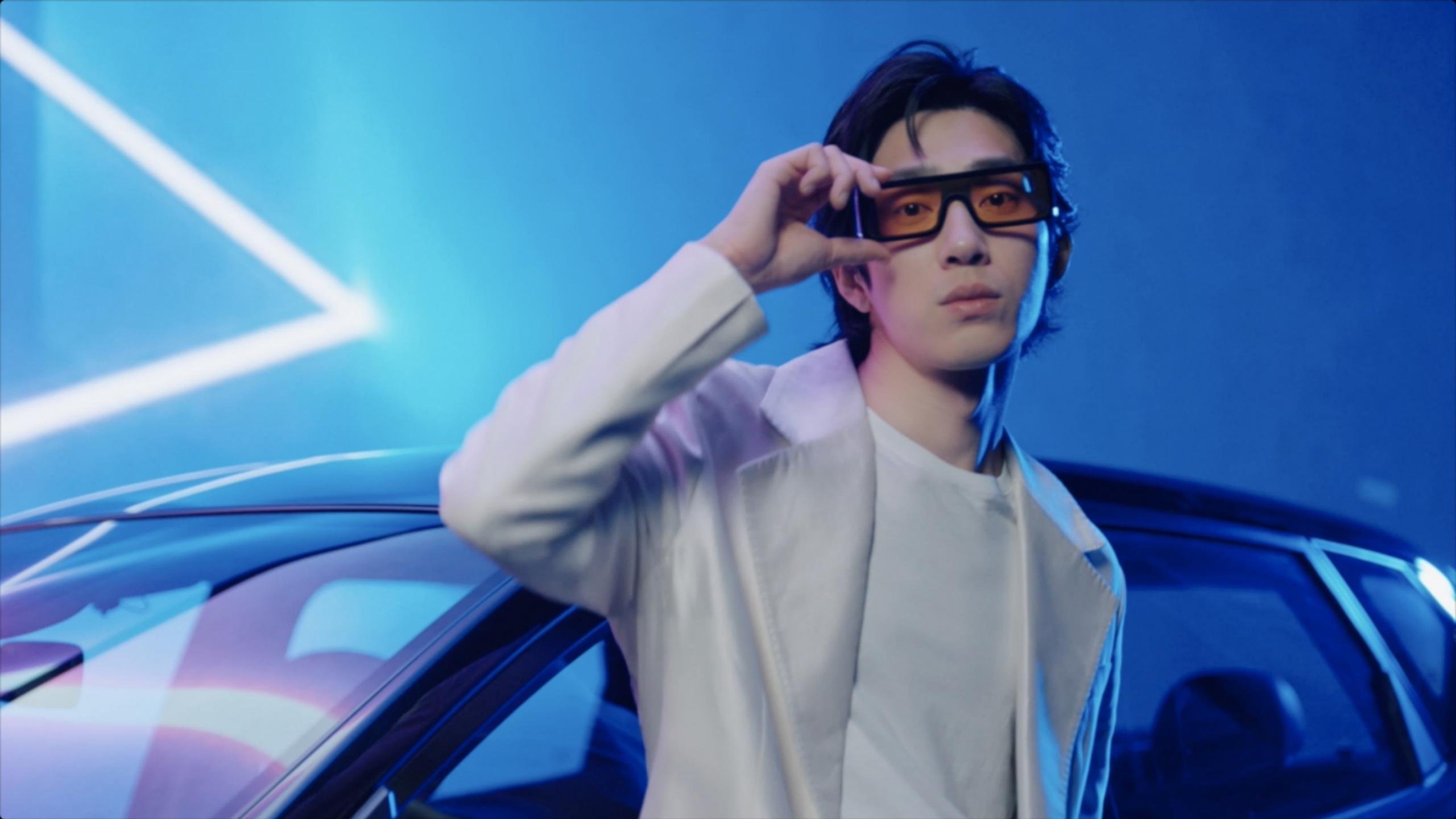 美因茨主场击败对手，保持主场不败纪录，美因茨主场球衣